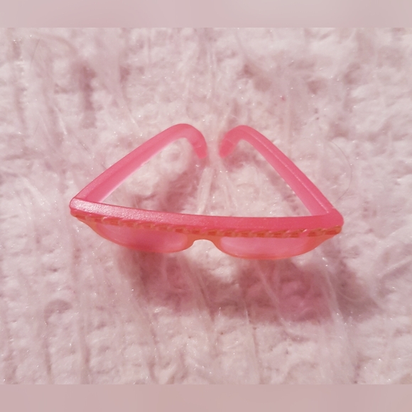 L.O.L Surprise Big Pet DJ K9 Wear and Share Orange and Gold Sunglasses Miniature - Picture 4 of 7